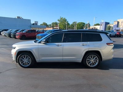 2022 Jeep Grand Cherokee L Summit 4x4