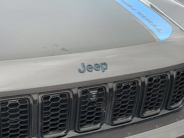2023 Jeep Grand Cherokee 4xe Trailhawk
