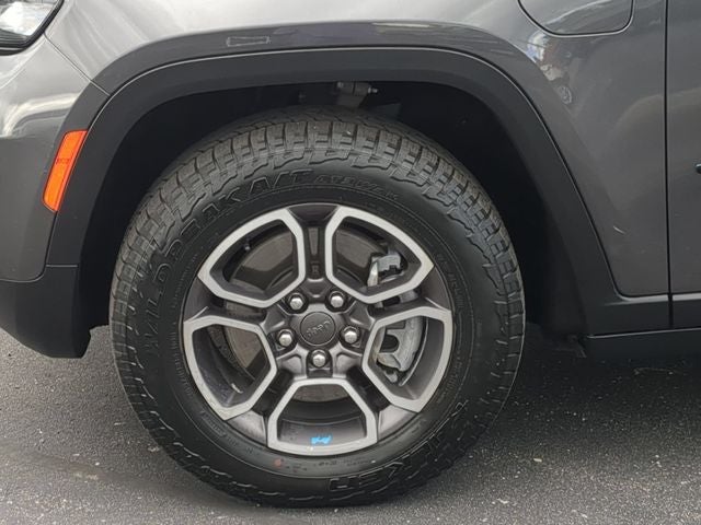 2023 Jeep Grand Cherokee 4xe Trailhawk