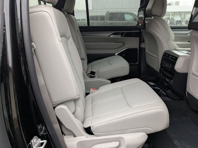 2026 Jeep Grand Wagoneer GRAND WAGONEER L LIMITED RESERVE 4X4