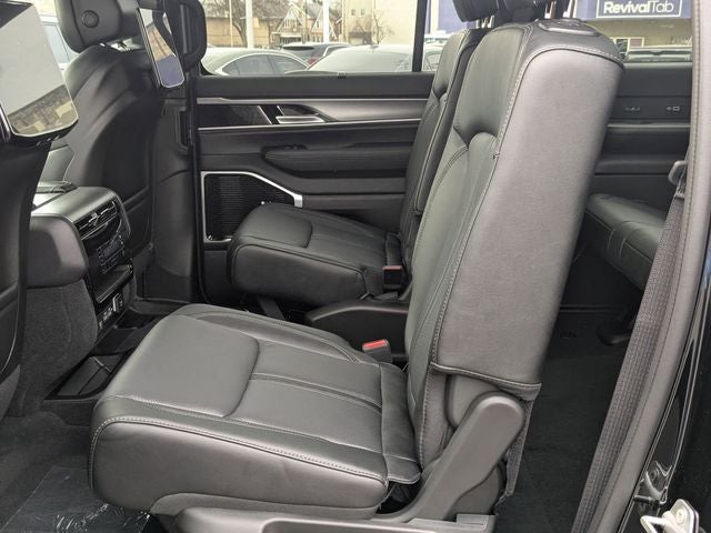 2026 Jeep Grand Wagoneer GRAND WAGONEER L LIMITED RESERVE 4X4