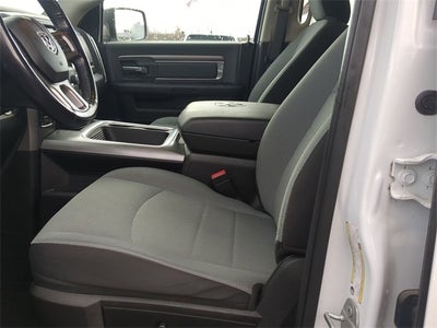 2022 RAM 1500 Classic SLT Crew Cab 4x4 5'7' Box