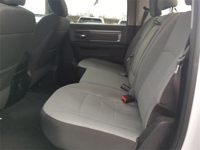 2022 RAM 1500 Classic SLT Crew Cab 4x4 5'7' Box