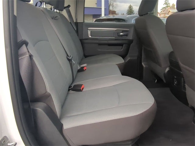 2022 RAM 1500 Classic SLT Crew Cab 4x4 5'7' Box