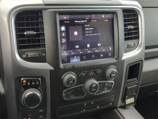 2022 RAM 1500 Classic SLT Crew Cab 4x4 5'7' Box