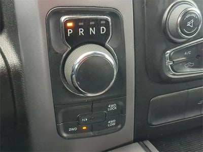 2022 RAM 1500 Classic SLT Crew Cab 4x4 5'7' Box