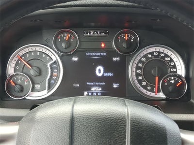 2022 RAM 1500 Classic SLT Crew Cab 4x4 5'7' Box