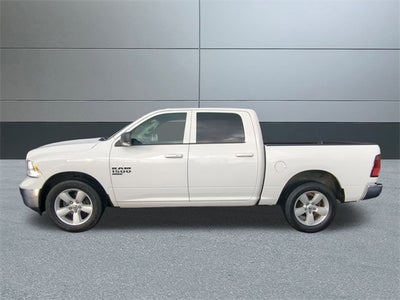 2022 RAM 1500 Classic SLT Crew Cab 4x4 5'7' Box