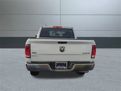 2022 RAM 1500 Classic SLT Crew Cab 4x4 5'7' Box