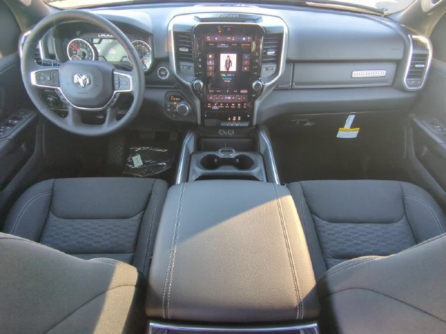 2027 RAM Ram 1500 RAM 1500 BIG HORN CREW CAB 4X4 5'7' BOX