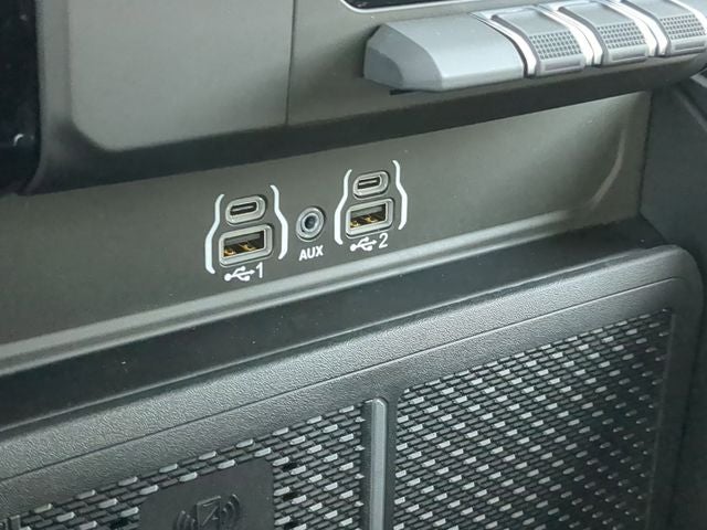 2025 RAM Ram 1500 RAM 1500 BIG HORN CREW CAB 4X4 5'7' BOX