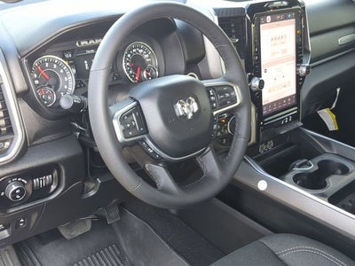 2025 RAM 1500 Big Horn Crew Cab 4x4 5'7' Box