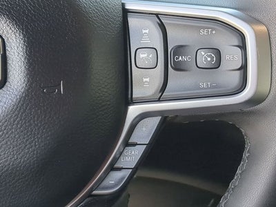 2025 RAM 1500 Big Horn Crew Cab 4x4 5'7' Box