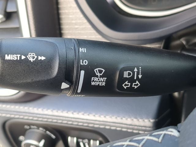 2023 RAM 1500 Limited Crew Cab 4x4 5'7' Box