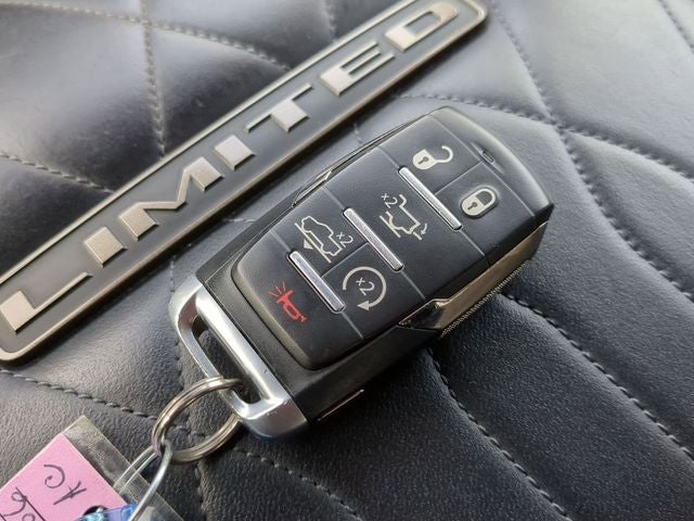 2023 RAM 1500 Limited Crew Cab 4x4 5'7' Box