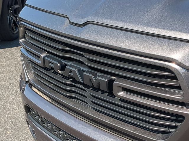 2022 RAM 1500 Laramie Crew Cab 4x4 5'7' Box