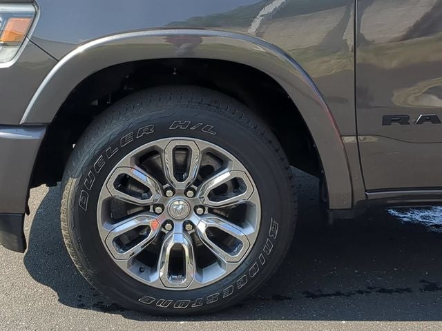 2022 RAM 1500 Laramie Crew Cab 4x4 5'7' Box