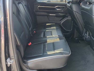 2022 RAM 1500 Laramie Crew Cab 4x4 5'7' Box