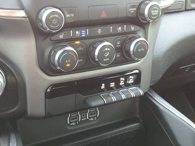 2022 RAM 1500 Laramie Crew Cab 4x4 5'7' Box