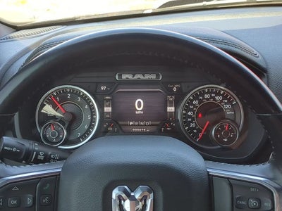 2022 RAM 1500 Laramie Crew Cab 4x4 5'7' Box