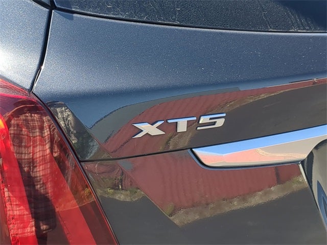 2022 Cadillac XT5 AWD Premium Luxury