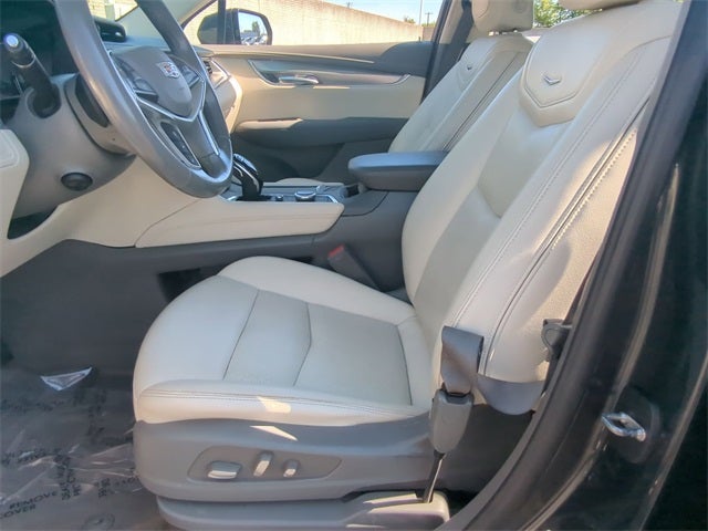 2022 Cadillac XT5 AWD Premium Luxury