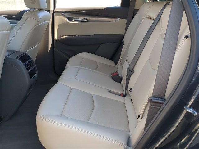 2022 Cadillac XT5 AWD Premium Luxury