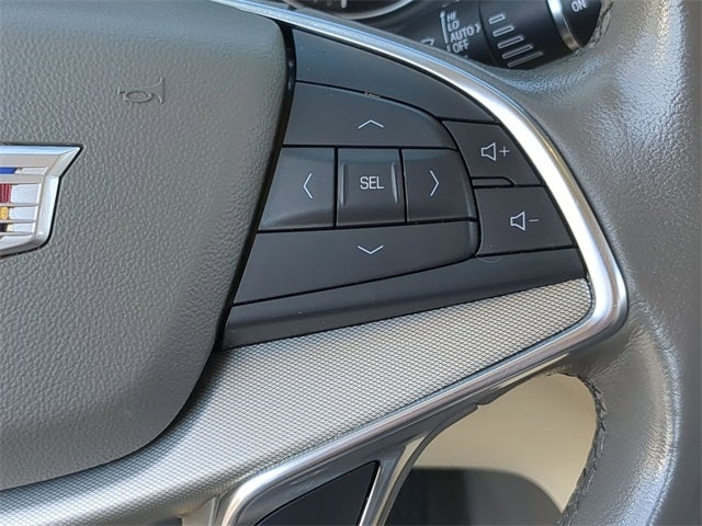 2022 Cadillac XT5 AWD Premium Luxury