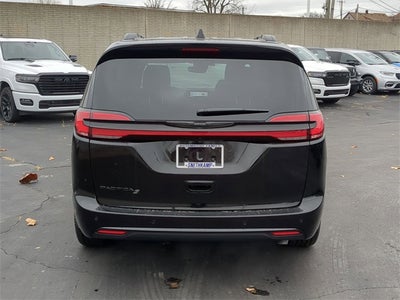 2026 Chrysler Pacifica PACIFICA SELECT