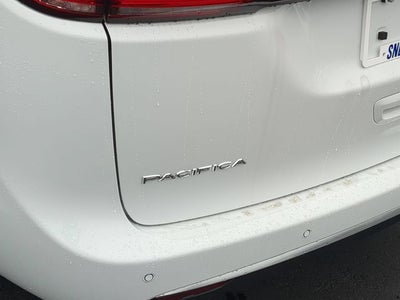 2027 Chrysler Pacifica PACIFICA SELECT