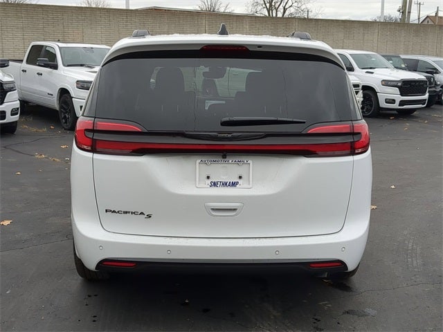 2026 Chrysler Pacifica PACIFICA SELECT