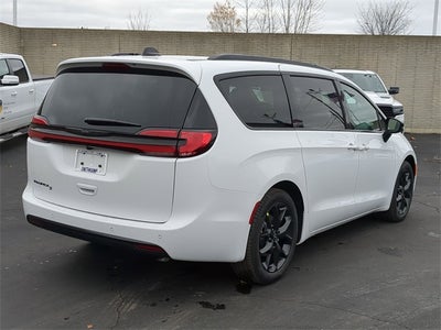 2026 Chrysler Pacifica PACIFICA SELECT