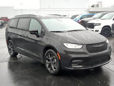 2026 Chrysler Pacifica PACIFICA SELECT