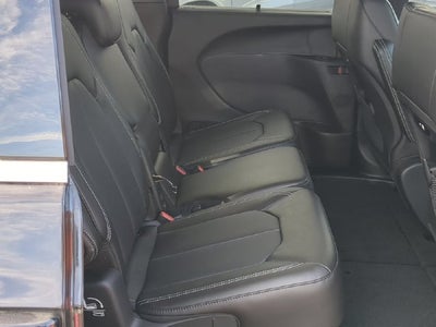 2027 Chrysler Pacifica PACIFICA SELECT