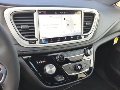 2027 Chrysler Pacifica PACIFICA SELECT