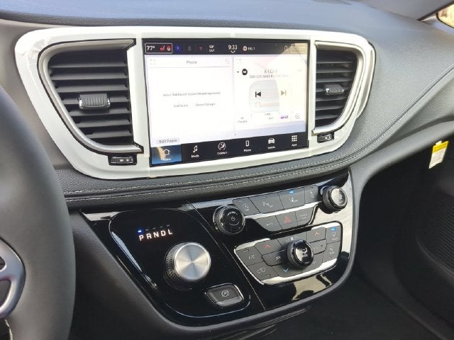 2027 Chrysler Pacifica PACIFICA SELECT