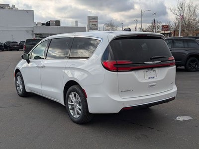 2026 Chrysler Pacifica PACIFICA SELECT AWD