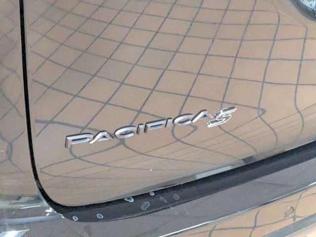 2027 Chrysler Pacifica PACIFICA LIMITED AWD