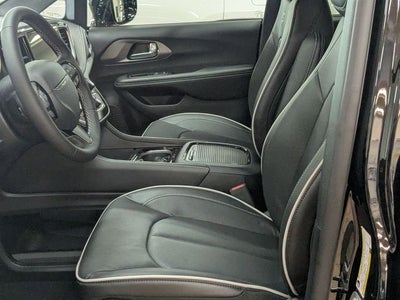 2027 Chrysler Pacifica PACIFICA LIMITED AWD