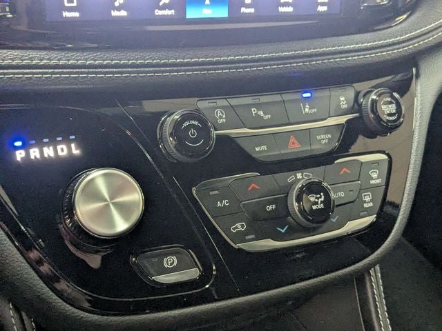 2027 Chrysler Pacifica PACIFICA LIMITED AWD