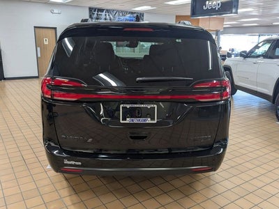 2027 Chrysler Pacifica PACIFICA LIMITED AWD