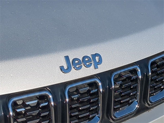 2025 Jeep Compass COMPASS LIMITED 4X4