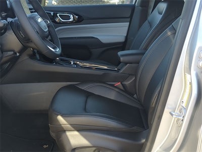 2025 Jeep Compass COMPASS LIMITED 4X4