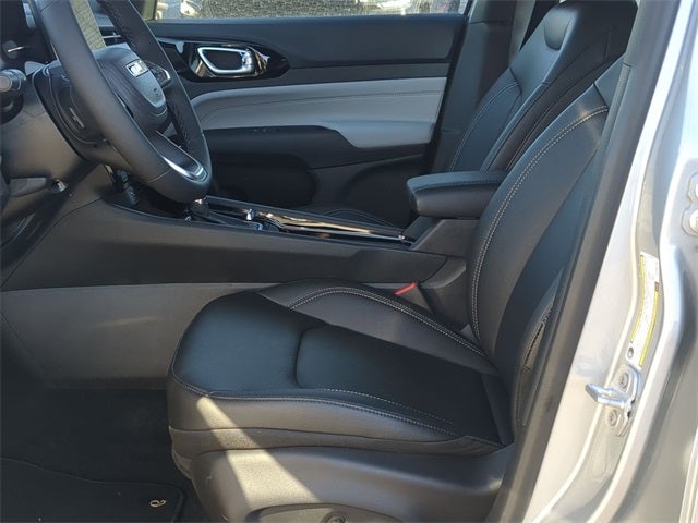 2025 Jeep Compass COMPASS LIMITED 4X4