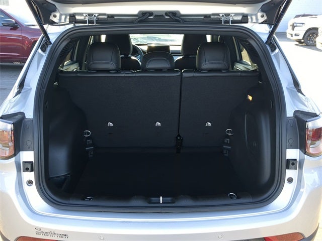 2025 Jeep Compass COMPASS LIMITED 4X4