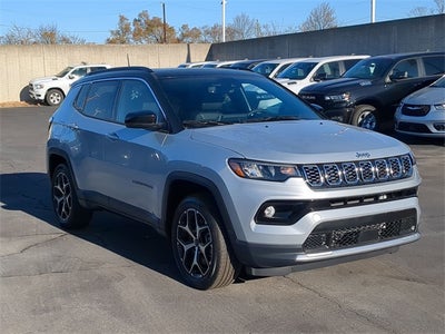 2025 Jeep Compass COMPASS LIMITED 4X4