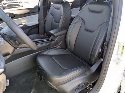 2025 Jeep Compass COMPASS LIMITED 4X4