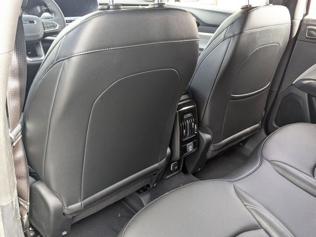 2025 Jeep Compass COMPASS LIMITED 4X4