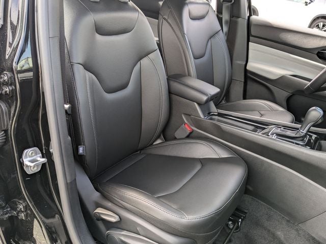 2025 Jeep Compass COMPASS LIMITED 4X4