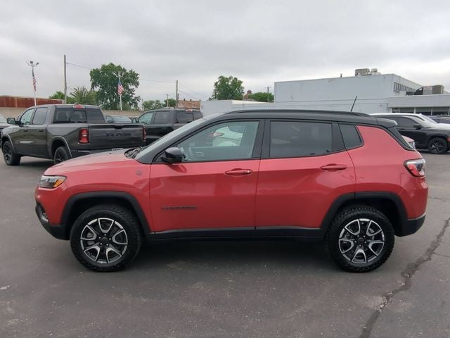 2025 Jeep Compass Trailhawk 4x4